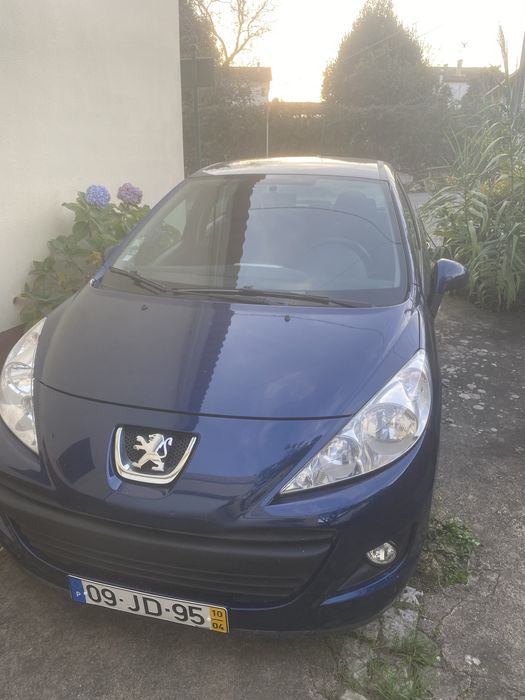 Carro Peugeot 207