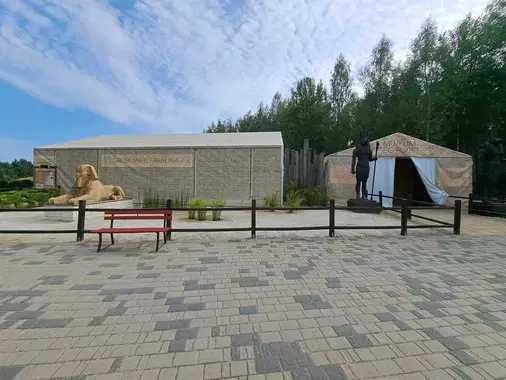 Atrakcja typu Dark Ride – Grobowiec Tutenchamona + Muzeum Egipskie