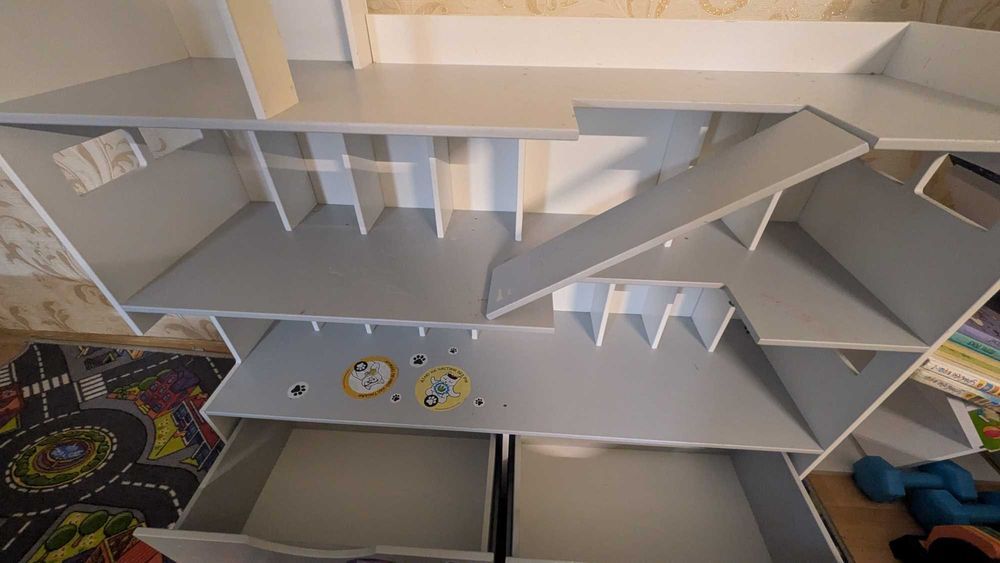 Гараж для машинок