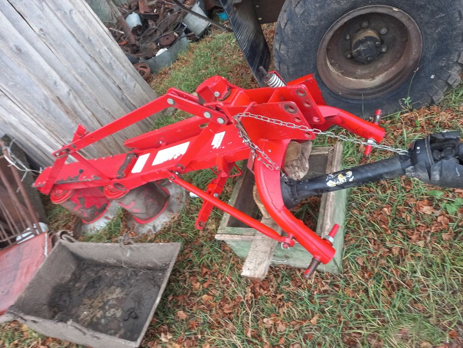 Продам трактор  Т25