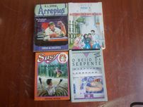 4 livros de aventura em bom estado