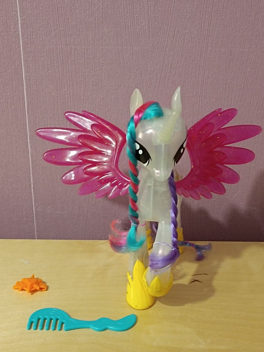 My Little Pony Princess Celestia duża świeci G4 Hasbro figurka MLP