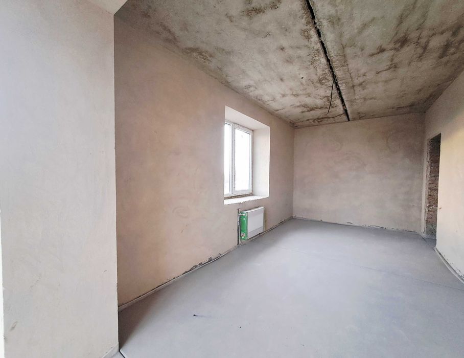 Продаж 2-кімнатної квартири в ЖК “Сафрон”, на вул. Карпенка-Карого