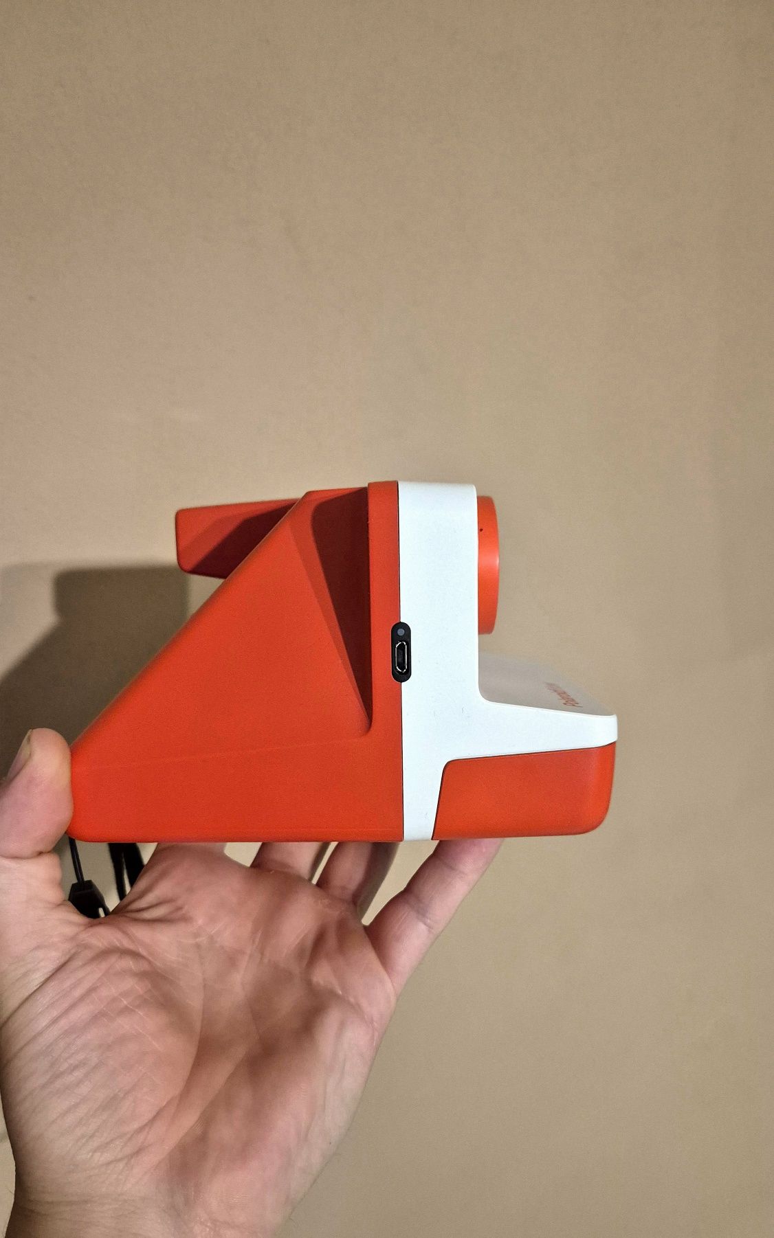 Продаю Polaroid now