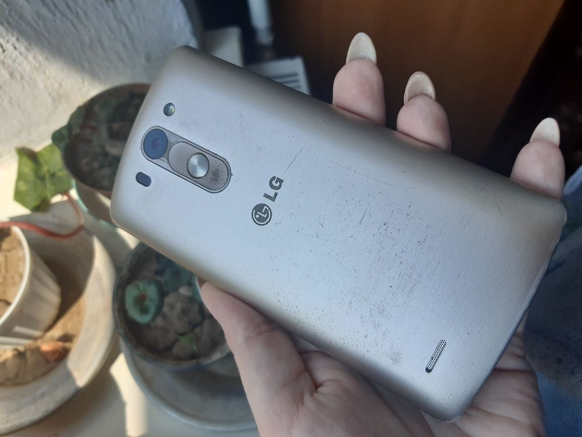 Продам телефон LG g3s