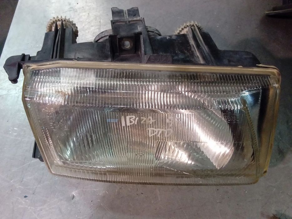 ÓTICA / FAROL SEAT IBIZA 6K 93-96 -DIREITO