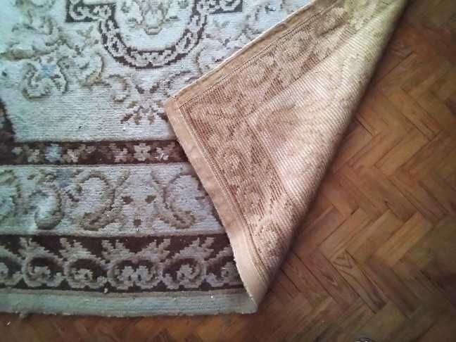 Tapete antigo grande | 2,5m x 3,6m | Padrão em tons neutros