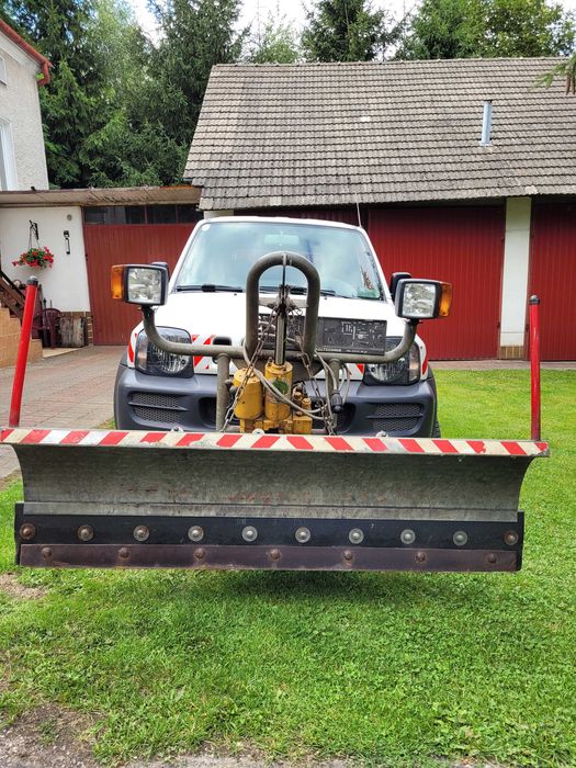 Suzuki JIMNY 1.3 2007 do odśnieżania pług PFAU posypywarka Sno Way
