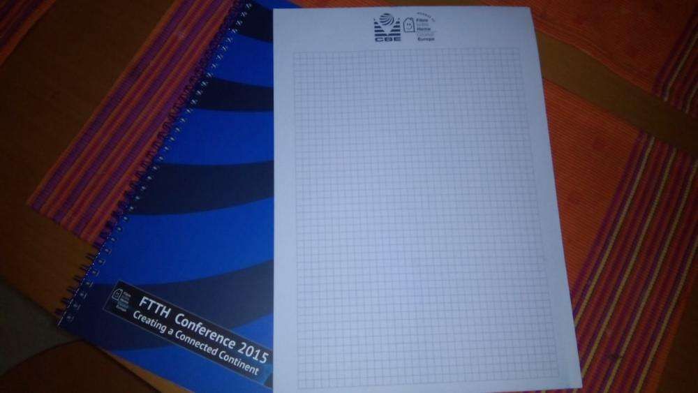 Conjunto caderno a4 e bloco a4 quadriculados novos