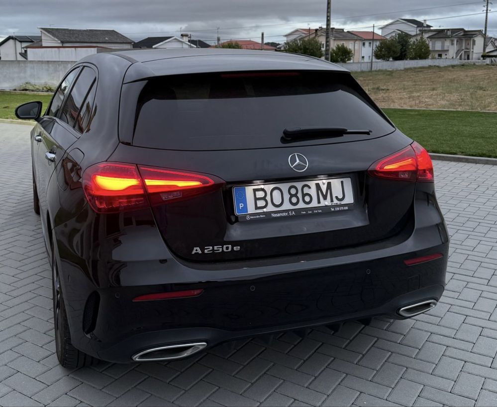 Mercedes A250e kit AMG 8000km