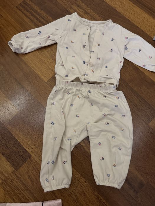 Речі для новонароджених дівчат