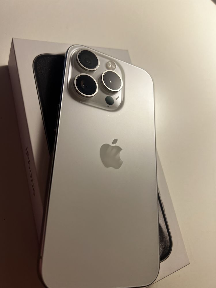 iPhone 15 Pro 128GB - BIAŁY (White Titanium)