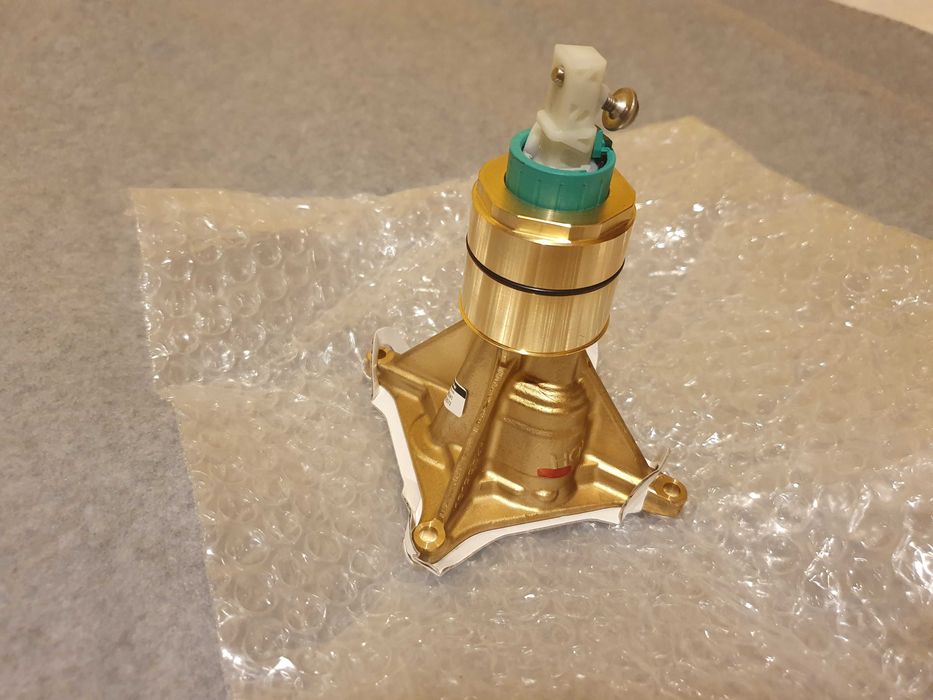 Bateria prysznicowa hansgrohe Metris S natynkowa