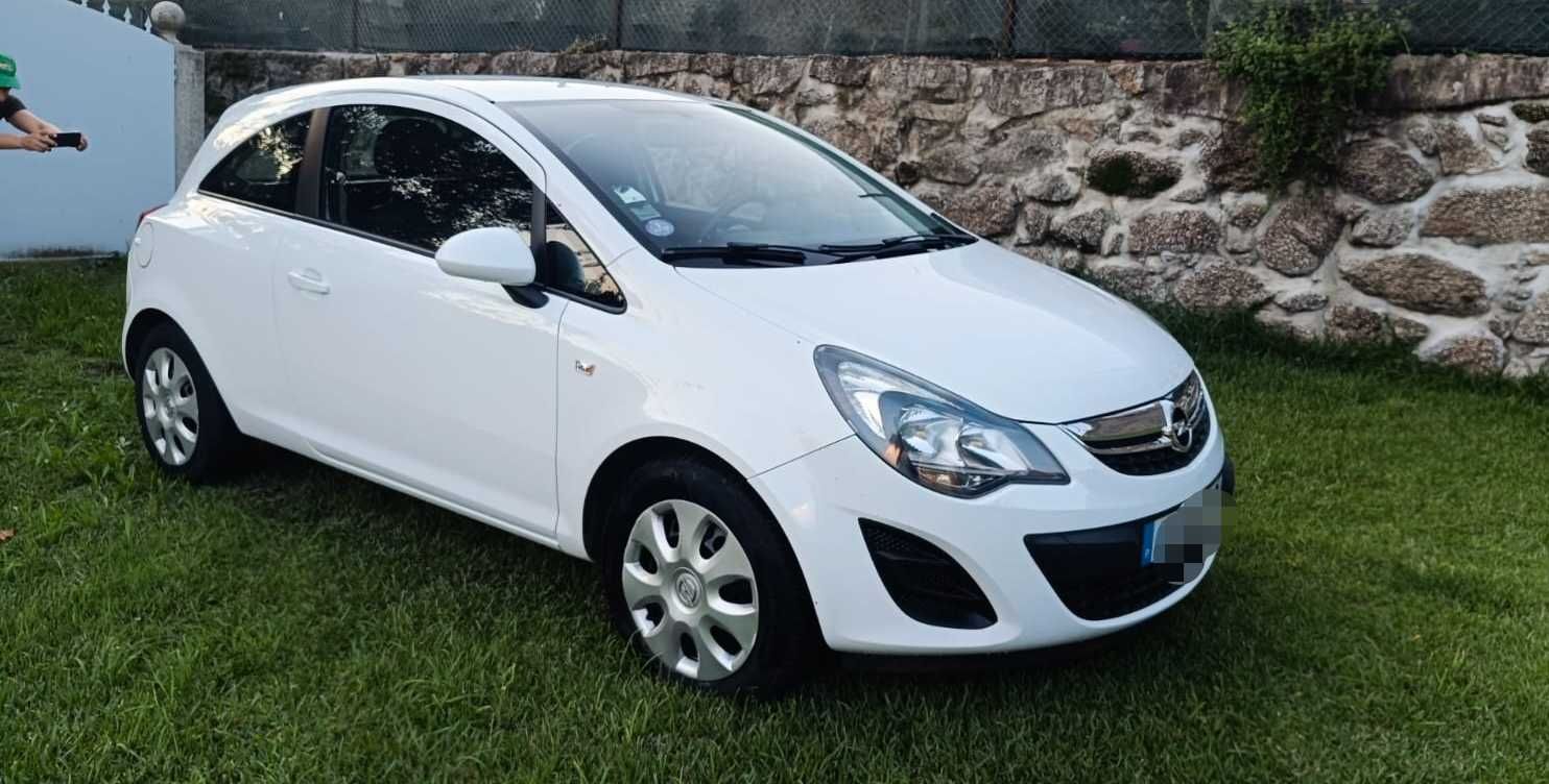 Opel corsa D 1.0 2014