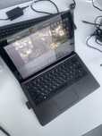 Laptop z ekranem dotykowym