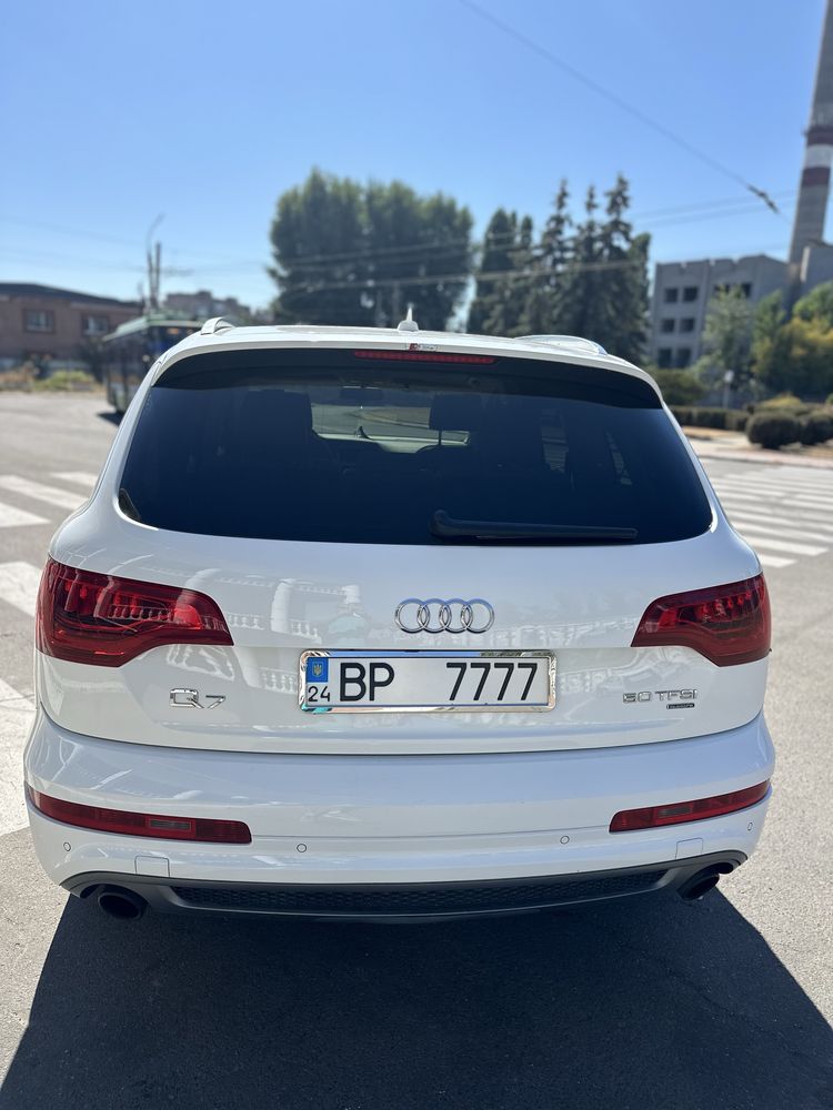 Audi Q7 S-LAIN Газ-Бензин