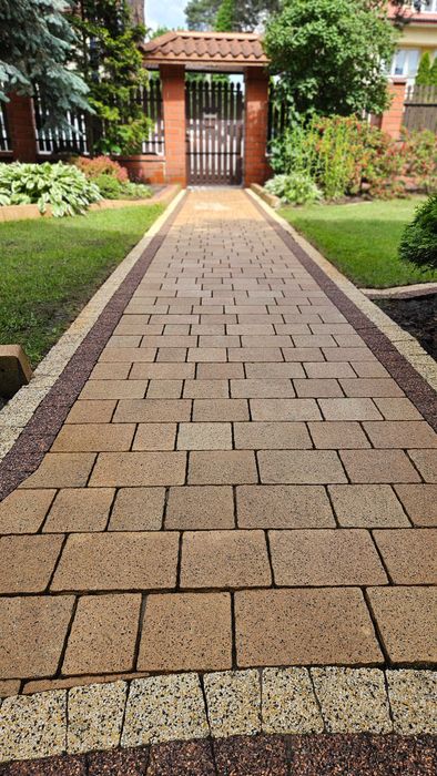 Mycie kostki brukowej, elewacji.