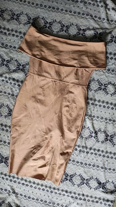 Sukienka Missguided rozmiar 44