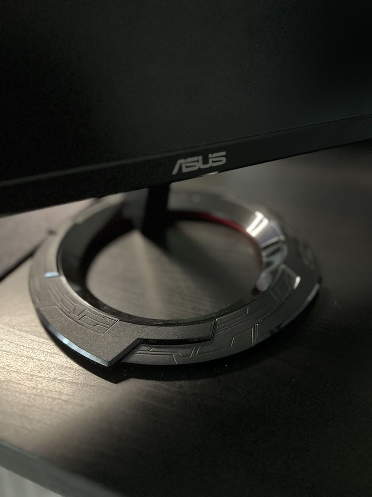 Monitor Asus VG249Q1R (165hz)