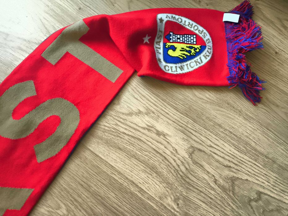 Szalik piłkarski Piast
