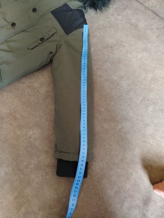 Демісезонна курточка 7-8 років