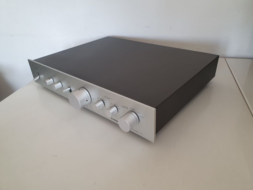 Pioneer C-21 przedwzmacniacz stereo  SPEC