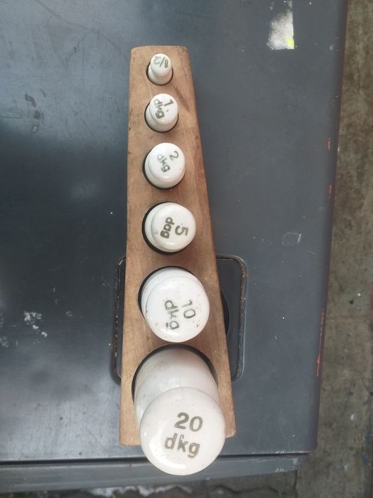 Odważniki do wagi szalkowej