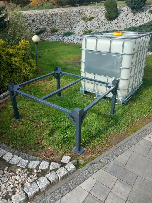 Mauzer 1000l z podstawa
