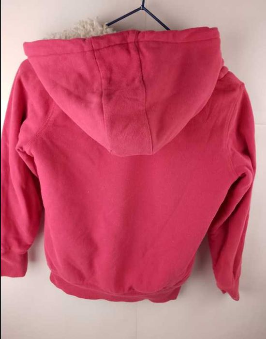 Кофта на хлопчиків утеплена з капюшоном.