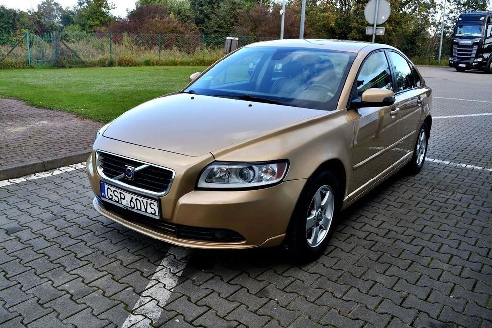 Volvo S40 Klimatyzacja, Czujniki parkowania, Skóry, Hak