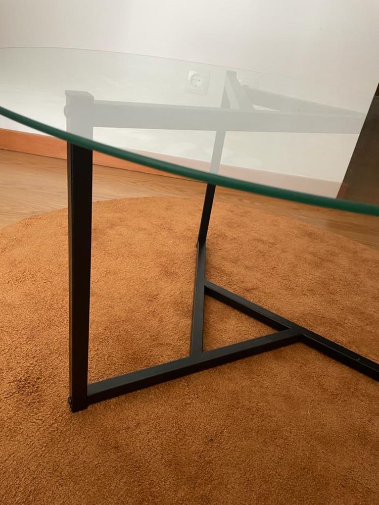 Mesa de centro. 75x45cm