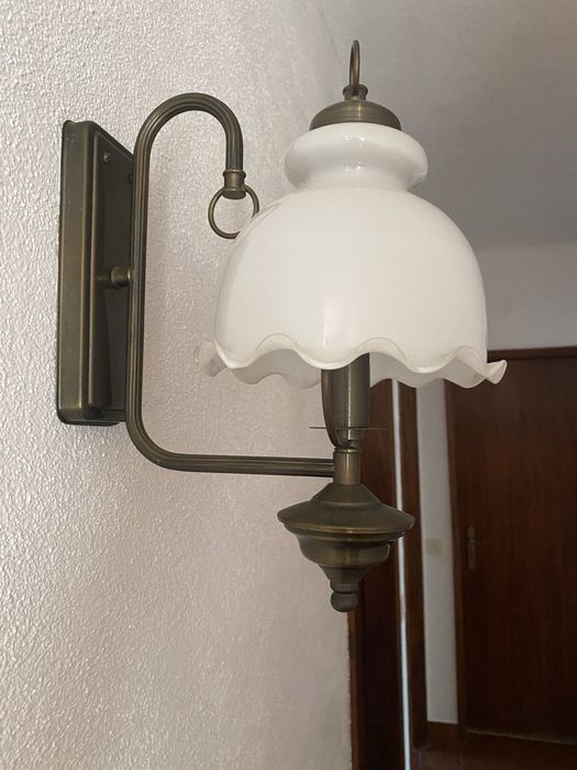 Candeiro antigo em bom estado