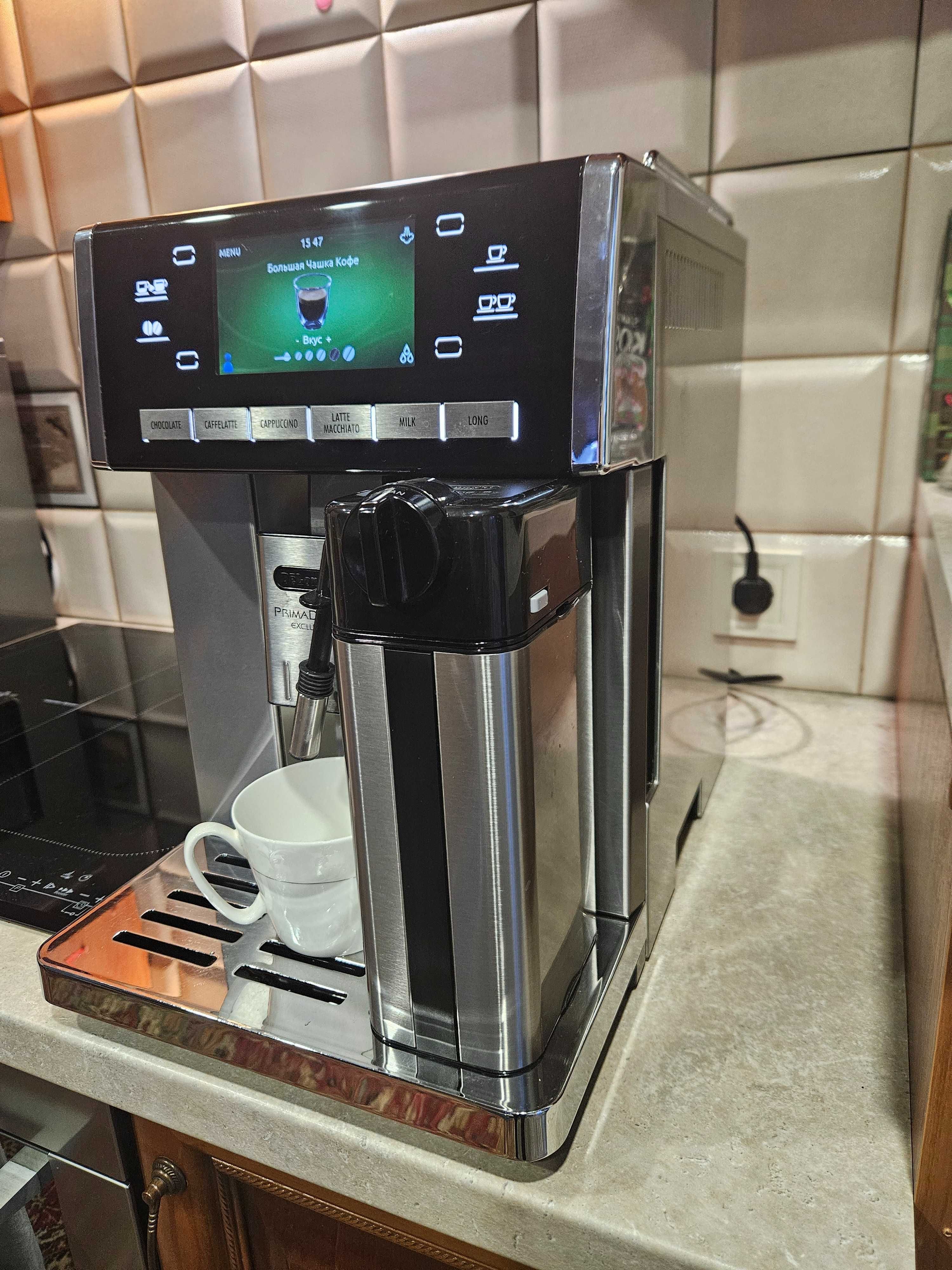 Преміум кавомашина Delonghi PrimaDonna 6900 Італія