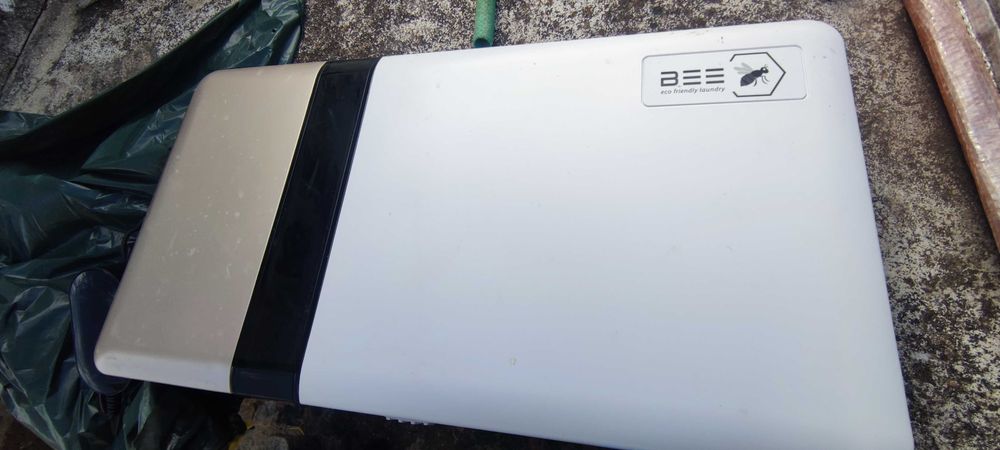 Sistema de lavagem de roupa sem detergente