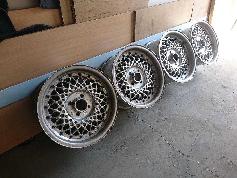 klasyczne felgi RIAL Arc COBRA RS 15x7 et23 Opel VW german style 4X100