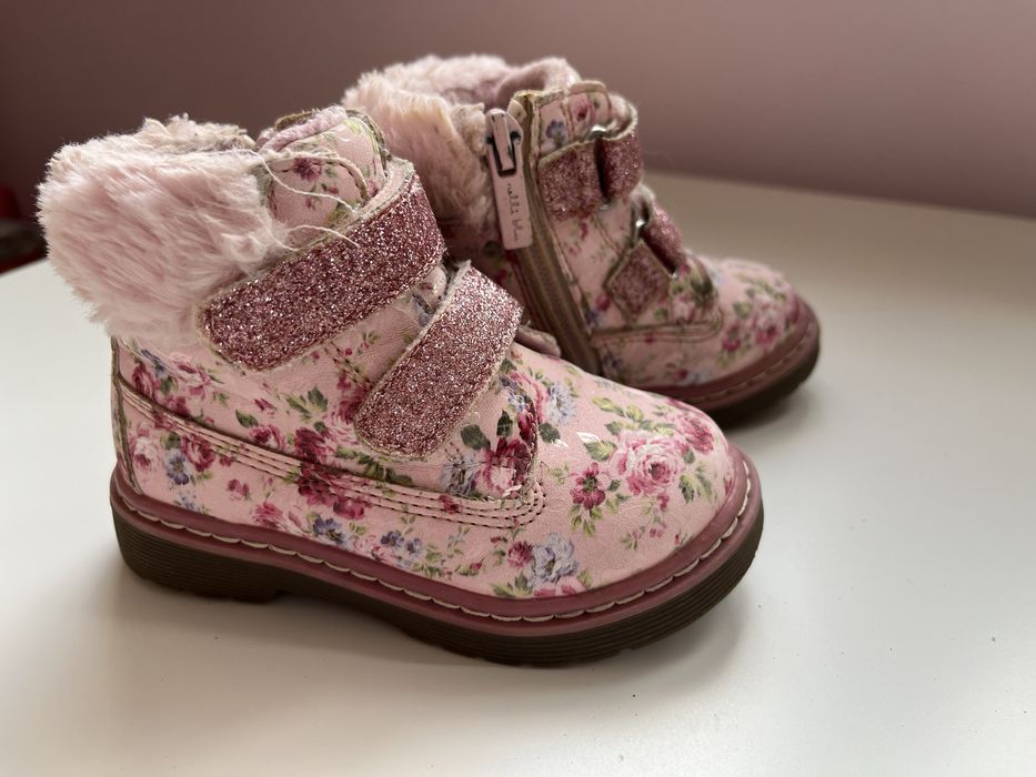 Buty jesienne r. 22 różowe kwiatki Nelli blu