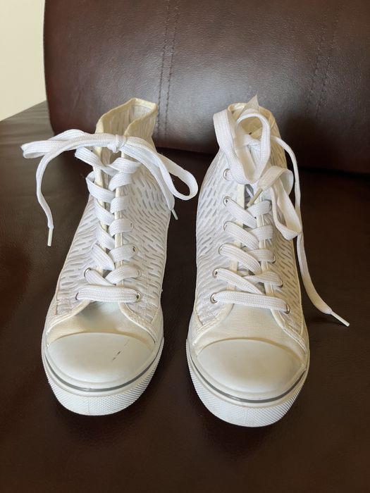 Buty damskie podwyższane