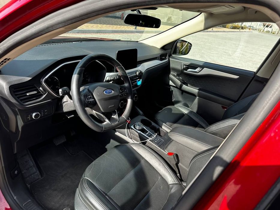 Ford Escape Plag-in hybrid, гібрид, плагін, підзаряджаємий форд ескейп