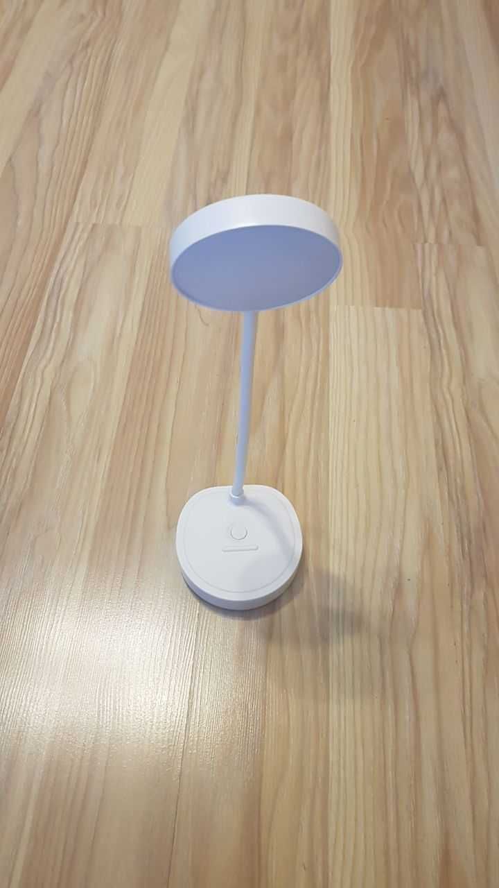 лампа настольная LED с mini USB+ аккумулятор