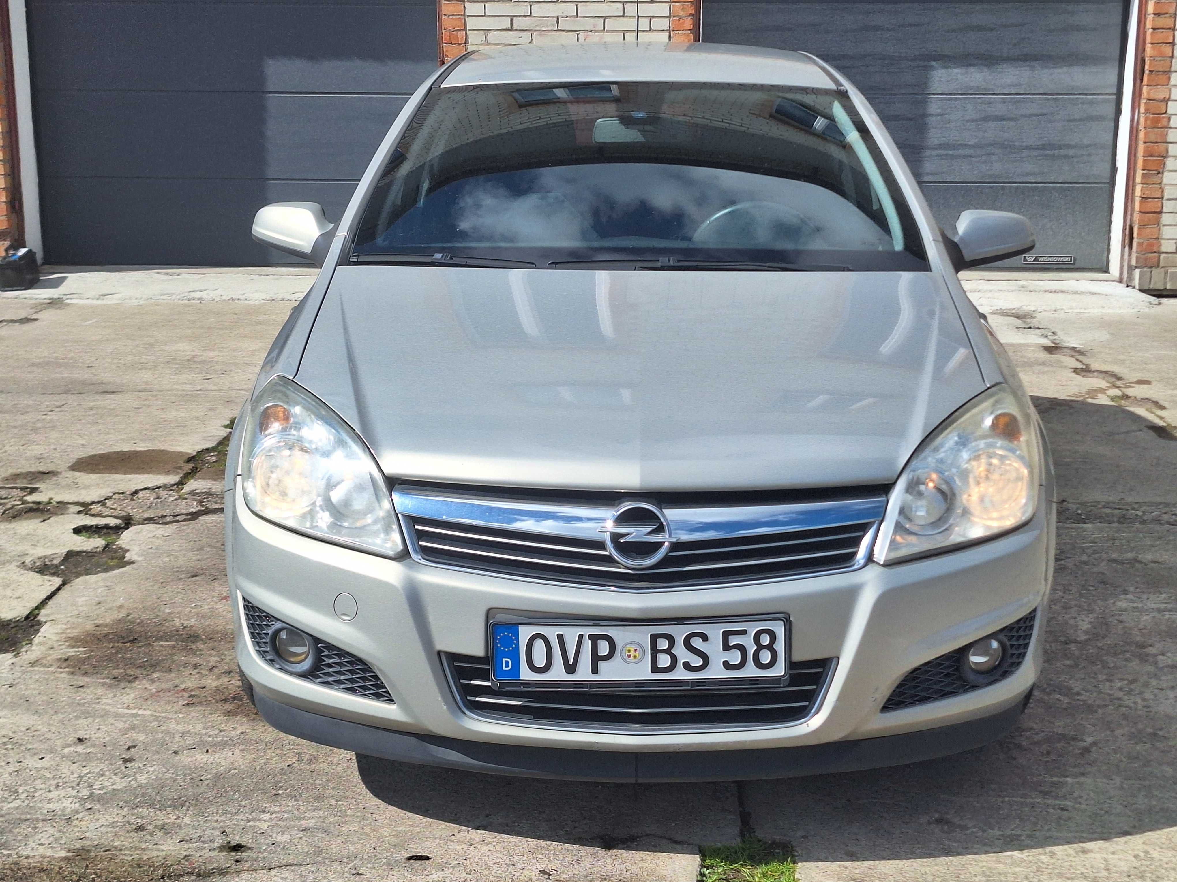 Opel Astra 3 z Niemiec 1.,6benzyna 5drzwi  przeb.130tys.km