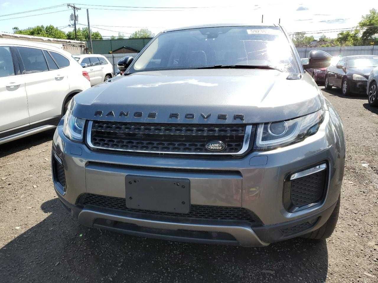 Автомобіль 2017 Land Rover Range Rover Evoque SE