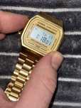 Zegarek Casio Złoty