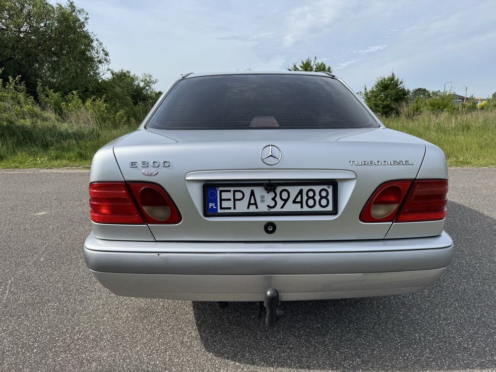 Mercedes E300 Zapraszam
