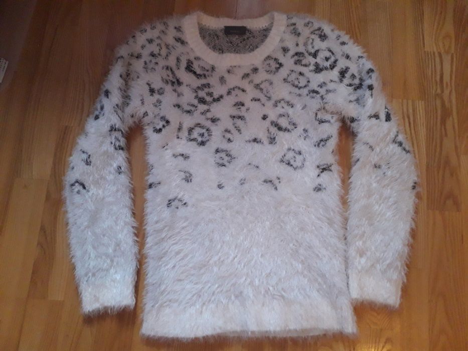 Sweter puchaty