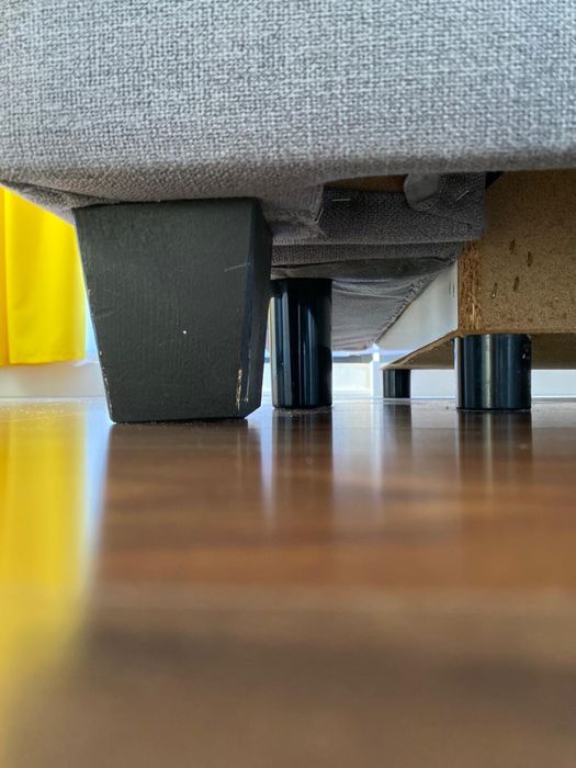 Sofa rogówka rozkładana szara Agata poduszki r