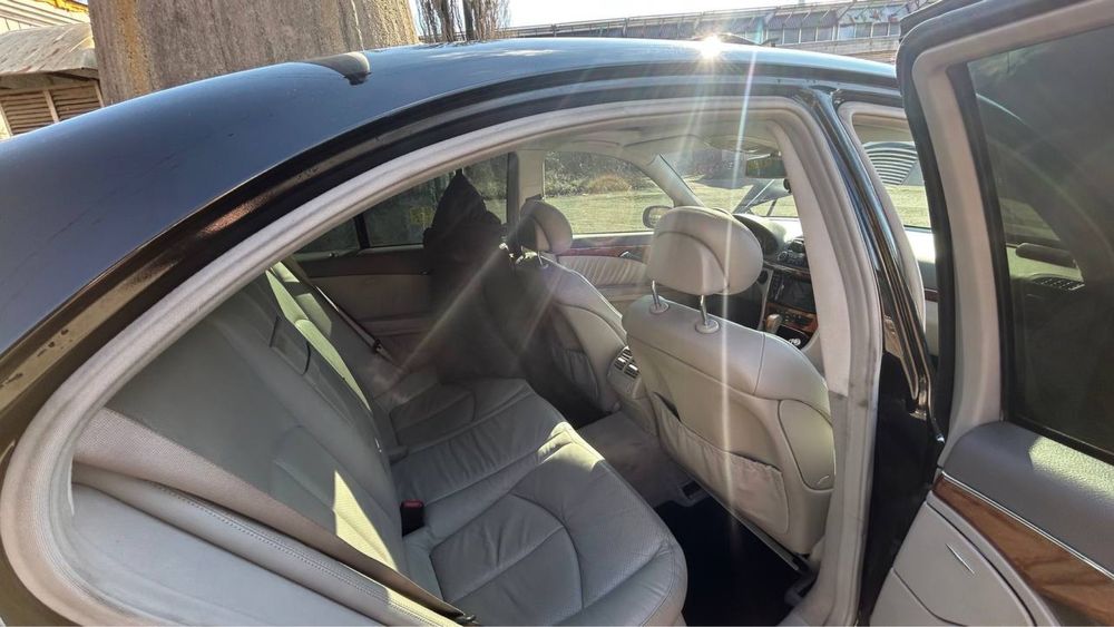 Mersedes-Benz e320 w211