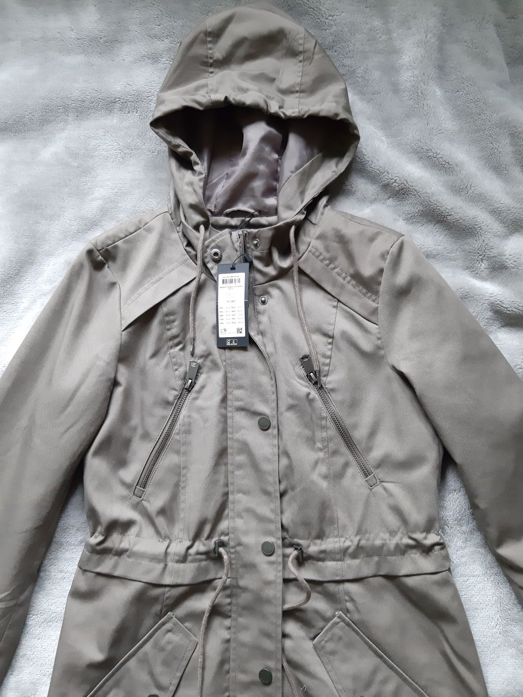 Nowa, lekka kurtka parka Vero Moda XS-S