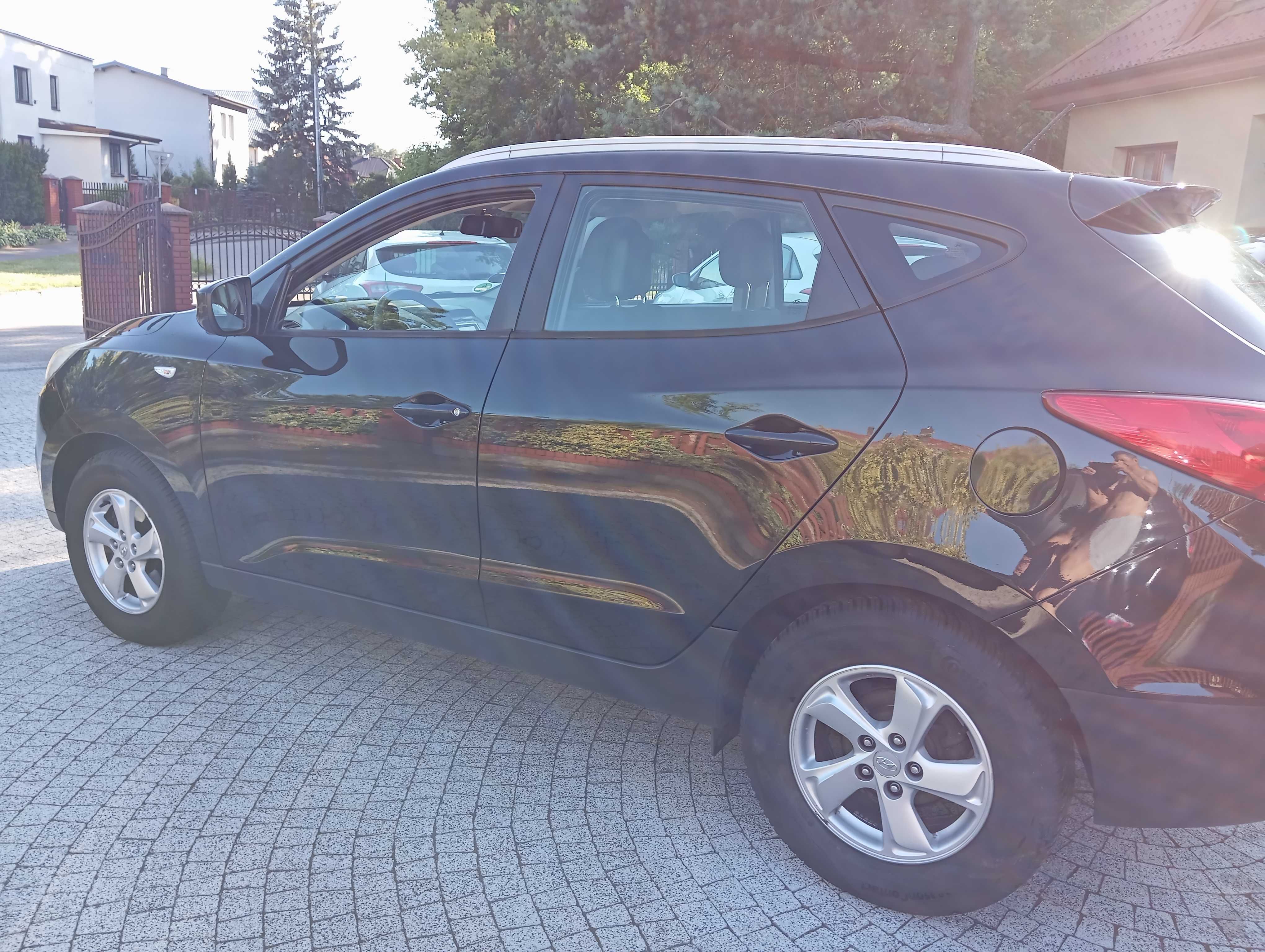 HYUNDAI ix 35 2,0 benzyna 2010