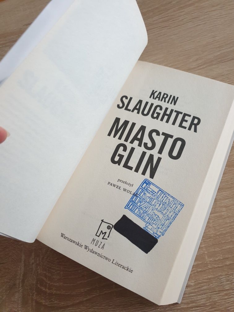Sprzedam książkę Miasto glin Karin Slaughter
Książka na jednej ze str