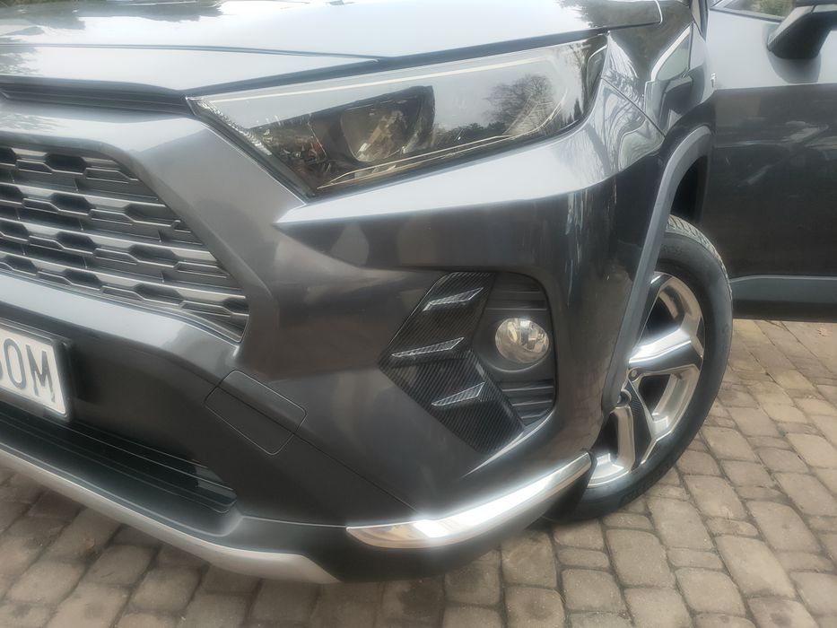 Toyota RAV4 comfort z hakiem
